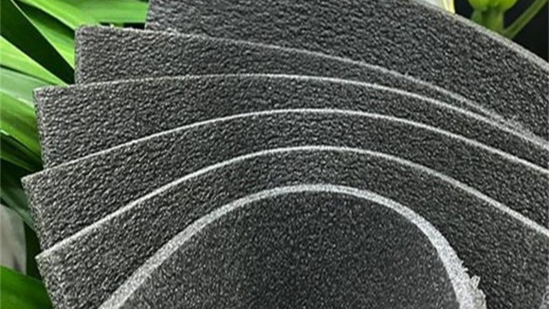 电子交联聚乙烯减震垫施工方法(电子交联聚乙烯减震垫施工需要注意什么)